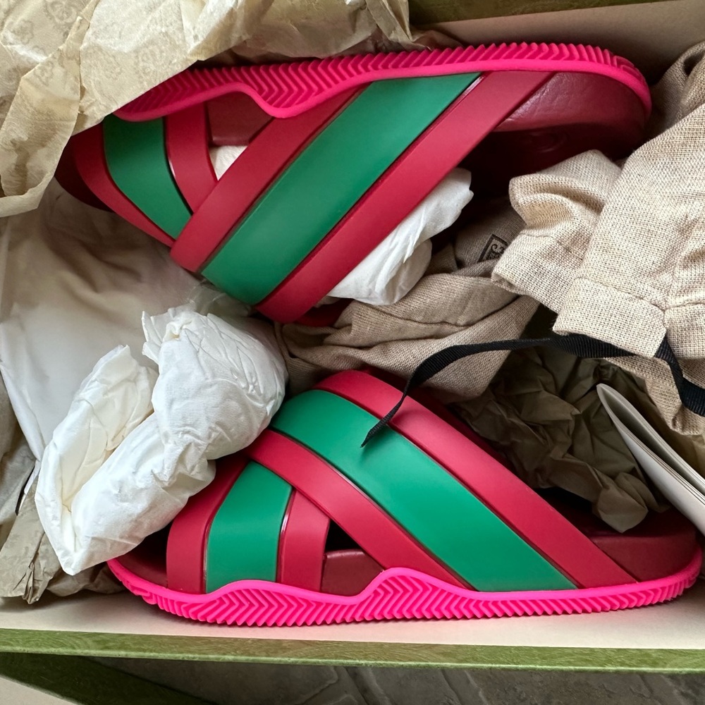 Gucci slides